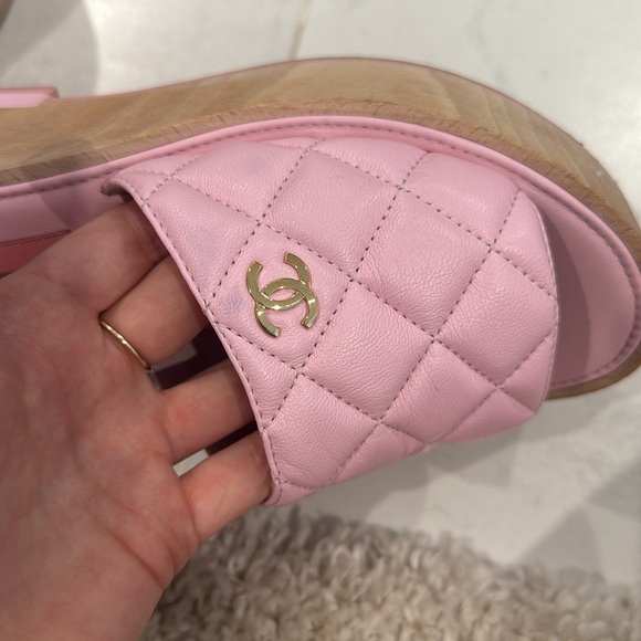 Chanel Pink Quilted Women's Slides - Picture 9 of 9